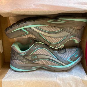 COPY - Women's Ryka Sky Walk, Gray/Aqua Size 10M